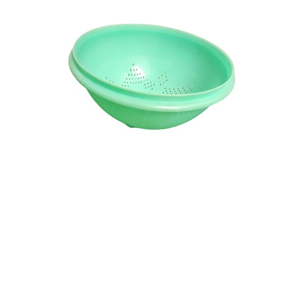Vintage Tupperware Strainer Bowl For Kitchen Use - Picture 1 of 2